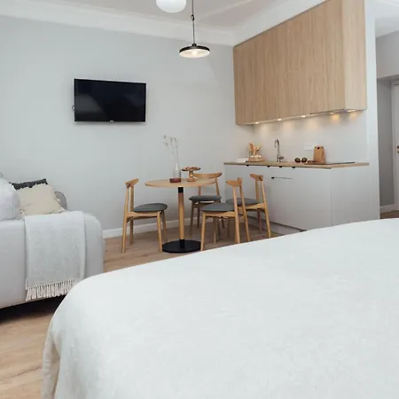 Amella Aparthotel 4*
