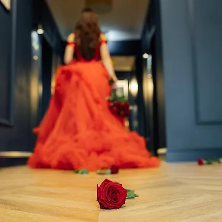 Amella Aparthotel 4*