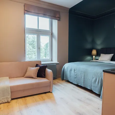 Amella Aparthotel 4*