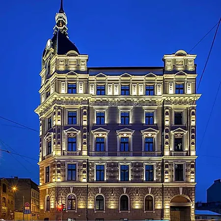 Amella Апарт-готель 4*