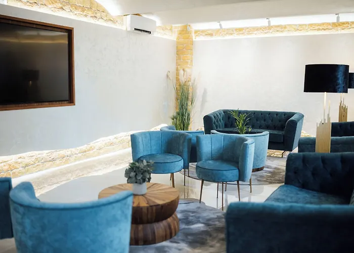 Aparthotel Amella 4*